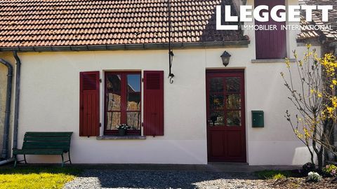 A19924JNH36 - Dit mooie huisje, gelegen op een rustige locatie, is een perfect toevluchtsoord voor iedereen die droomt van het bezitten van een stukje landelijk Frans platteland. Instapklaar heeft dit mooie huis zoveel potentieel tegen een echt betaa...