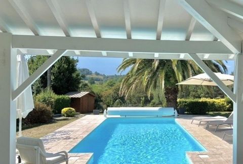 Villa d’exception – Vue Pyrénées, piscine & confort luxe