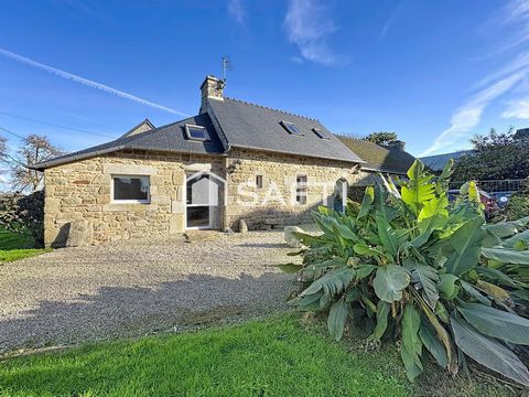 Maison en pierre 2 chambres, un garage et dépendances