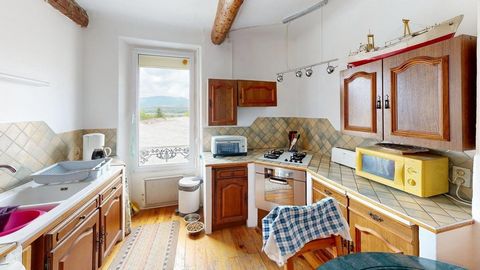 maison de village 2-3 appartements avec stationnement