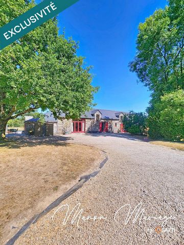 Authentique longère en pierre, au calme, à Plessé