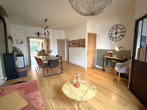 Maison mitoyenne avec 3 chambres, bureau, cave et exterieur