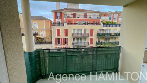 Villeneuve-La-Garenne, beau T4 de 79 m2 avec terrasse, cave et parking