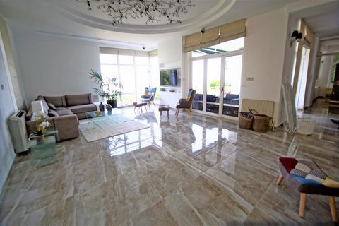 Amazing and luxury villa for rent in Pegia, located near famous Coral bay, the most popular tourist holiday destination area in Paphos. This luxury villa is set on the side of a hill securing unobstructed forever views. The house offers complete priv...