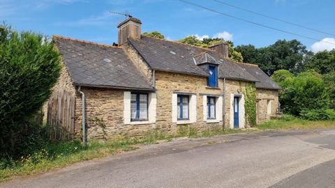 This cute detached 3 bed stone house, with small garden to rear and side, is ideally located just a couple of kilometres from the bustling town of Guerledan (originally called Mur de Bretagne) with all amenities.  The popular tourist attraction of th...