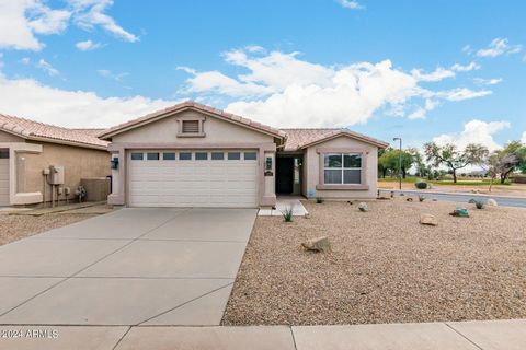 Gorgeous golf views with resort-style living! Gated, corner lot 2 bedroom, 2 bathroom home with 2 car garage. Relax on the extended covered patio with majestic views of the golf course and mountains. Great room and open kitchen with refrigerator incl...