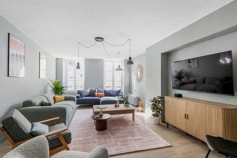 Welcome to your future home in Pontoise Coutellerie! Our Pontoise Coutellerie home, entirely designed for an optimal coliving experience, opens its doors to you. Spanning 430m2 and 4 levels, it welcomes 16 residents in a bright, welcoming atmosphere....