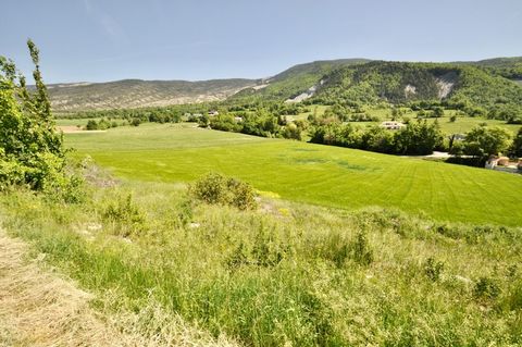 Dpt Alpes de Haute Provence (04), à vendre Proche ANNOT - Terrain de 591m² - Ensoleillé - Belle vue panoramique