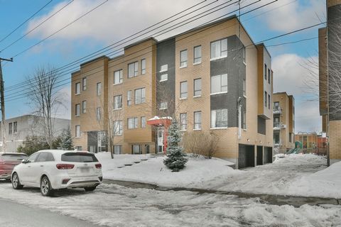 Welcome to your future home in Montreal North! This modern and bright two-story condo features an open-concept design on the first floor, integrating the kitchen, dining area, and living room with balcony access. Perfect soundproofing ensures tranqui...