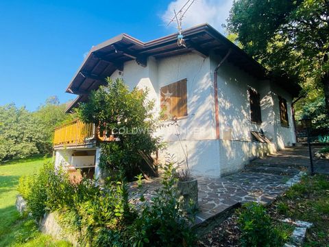 In the municipality of Salò, on the Brescia shores of Lake Garda, we offer as an interesting investment or wonderful private home, a land of about 4,300 square meters on which there is a rustic currently 70 square meters above ground with spectacular...