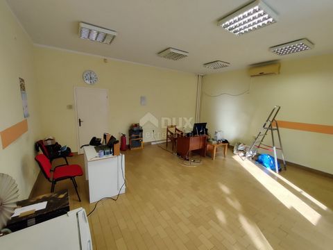 Location: Primorsko-goranska županija, Rijeka, Sušak. RIJEKA, SUŠAK - Büroräume Wir verkaufen Büroräume in Rijeka, im Stadtteil Sušak. Der Raum besteht aus einer Küche, einem Badezimmer, einem Lager und einem Verkaufsraum. Es liegt im östlichen Teil ...
