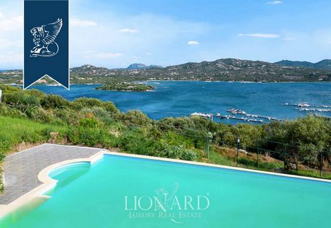 Exclusive modern luxury villa is in the heart of Sardinia with a view of the Porto Gulf. With a total area of ​​500 square meters and plot 5400 square meters, the villa was carefully restored in 2023, introducing energy -efficient systems such as sol...