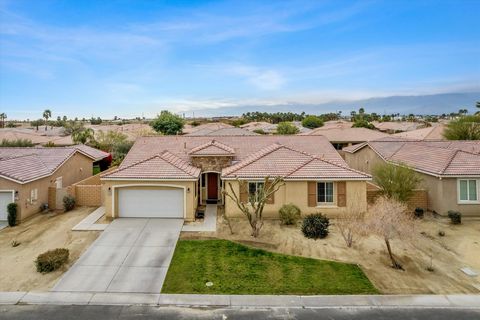 Welcome to your oasis in the heart of Indio. This stunning 4-bedroom home blends modern comfort with the natural beauty of the desert landscape. Step inside, and you'll be captivated by the spaciousness and warmth of the interior. The open-concept la...