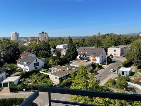 Bright and spacious apartment with elevator in the middle of Münchfeld, central district of Mainz. You will love it because of the incredible view, the huge living room with open kitchen, the top location with restaurants, shopping and nightlife with...