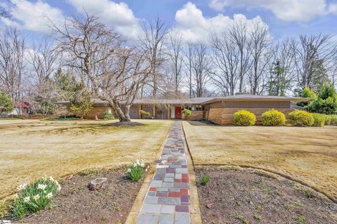 Welcome to 22 Lakecrest Drive where you will find the most beautiful, mid century modern home in its absolute, pristine and purest form with the original “MCM” features STILL in place and purposely untouched, this is a One of a Kind!!!! This brillian...