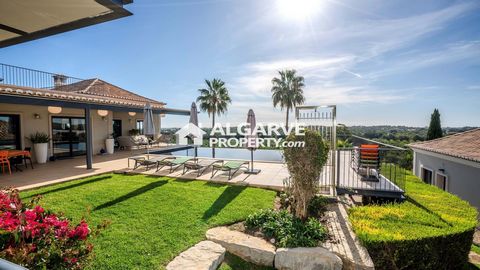 Located in Tavira. Embark on a journey of luxury at this tailor-made residence nestled in the heart of Santo Estevão Tavira, a mere 10-minute drive from the beach. Offering an unrivaled fusion of sophistication and serenity, this estate features a gr...