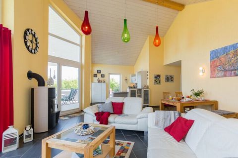 Bienvenido al Seeparkresidenz Rügen: vacaciones en armonía con la naturaleza Esta casa de vacaciones de 5 estrellas fue reconstruida en 2013 según el modelo escandinavo. La luz y el sol inundan las habitaciones. La extensa propiedad le permitirá pasa...