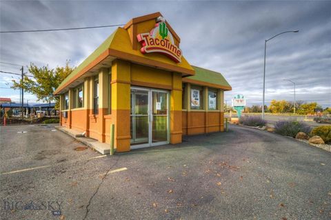 Hard to miss choice location, with Main Street frontage. Currently operated as a restaurant. But a versatile zoning (B2) designation gives you plenty of other options. Situated on .27AC, this property can be accessed by either Main St. or Babcock St....