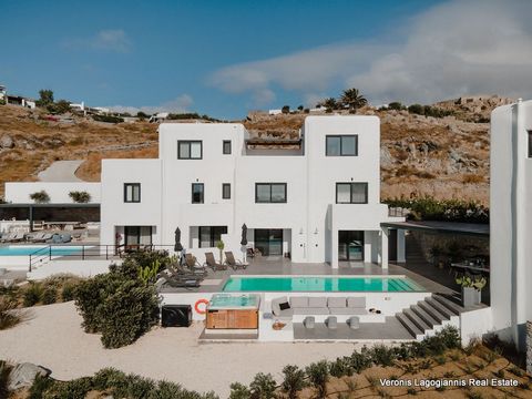 Mikri Vigla, Naxos, a villa of 141 m2 is available for sale. The villa concluded in 2021! The building distributed on 3 floors . On the ground floor you will find a well-equipped big kitchen with a wonderful island, a nice living room with a in-build...