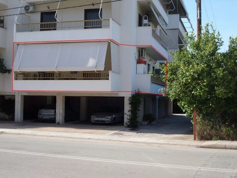 Apartment 89sqm. with 2 bedrooms, 1 bathroom, kitchen, living room and 2 balconies on the first floor in the center of Nafplio.It has individual heating with petrol, air conditioning, solar water heater. Features: - Air Conditioning