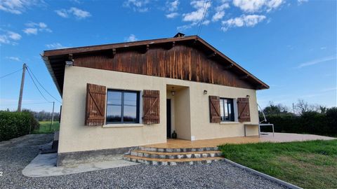 Between MARTRES TOLOSANE and CAZERES31220, Come and discover this single storey T4 of approx. 130 m², completely renovated and with an attached garage. All on land of approx. 1000 m², completely fenced. LAND IMMO Bordered by a tiled terrace, this hou...