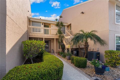 BACK ON MARKET, BUYERS FINANCING FELL THRU. Welcome to Pebble Springs! ALL AGES ARE WELCOME, one of only a few condo complex's that are in the area and allows all ages along with small pets. The most affordable 3 Bedroom 2 bath in NW Bradenton. This ...