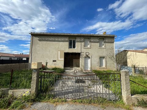 This house, with a living area of approximately 120 m2, in the municipality of Barbaira has a garage and a convertible attic. The garden is around 300 m2 and enjoys an unobstructed view. The interior includes double glazing, a large living room and a...