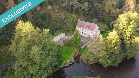 Out of sight, when the Orne meets the Suisse Normande. This magnificent mill completely renovated with taste, ecological (geothermal), built on a plot of 2.5 hectares bordered on one side by the hillside wooded, on the other by the river and the reac...