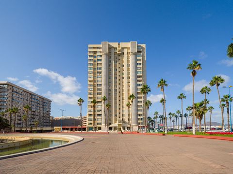 Un hogar lleno de luz, encanto y distinción en un edificio de alto standing Imagina despertar cada día rodeado de luz, con vistas a la majestuosa Fuente Luminosa, el azul del mar y la vibrante vida urbana. Este piso no es solo una vivienda: es el esc...