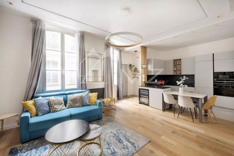 Ideally located in the dynamic Marais district. We offer this sublime apartment on the first floor, of 66m2, completely renovated, overlooking the courtyard. This apartment consists of a large living room, a beautiful open kitchen, two large bedrooms...