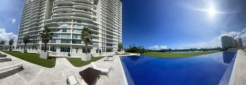 Luxury Penthouse with Ocean View in Puerto Cancun: Exclusive Lifestyle and High Capital Gain This stunning 376-square-meter penthouse redefines luxury and comfort, offering exceptionally exclusive living in one of the most sought-after destinations i...