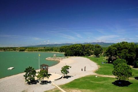 Die Résidences Vacancéole Port Minervois / Les Hauts du Lac*** am Ufer des Canal du Midi begrüßen Sie in komfortablen Studios und Villen in Homps, zwischen Carcassonne und Narbonne. Lassen Sie sich von der Schönheit des berühmten Kanals verzaubern un...