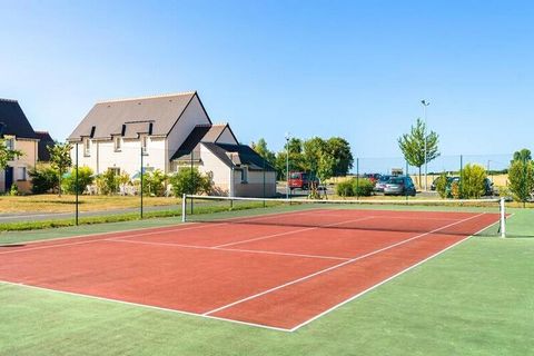 Op 800 m van het centrum van Azay en de winkels (supermarkt 1,5 km), bestaat de Résidence Lagrange Les Jardins Renaissance**** uit een honderdtal huizen verdeeld in kleine gehuchten. Het is rechtstreeks geïnspireerd op de 18e-eeuwse architectuur en b...