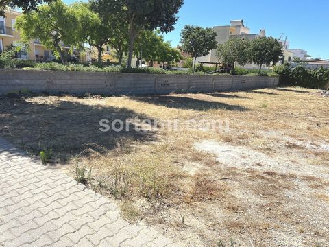 Urban plot of land with 375sqm in Montenegro, inserted in a very quiet urbanization near Faro beach and airport. Possibility to build a detached villa with basement and two floors above ground up to 225m² of area, with or without pool. The capital of...