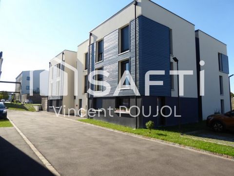 Idéalement situé à 100 m du Campus Brossolette - Y SCHOOLS se trouve ce studio récent 2018, de 22 m². Il comprend une entrée, une pièce de vie avec kitchenette et une salle de bains avec douche et wc. Sa proximité de Y SCHOOLS en fait un bien idéal p...