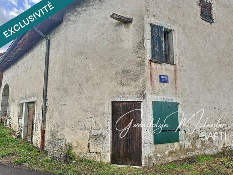 Idéal pour investisseurs ou amoureux de la rénovation, cette maison d’environ 100 m² sur 2 niveaux offre un fort potentiel de valorisation. Située dans un secteur recherché, elle dispose d’un grand garage et d’une petite terrasse d’environ 20 m². Les...