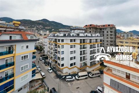 A 3+1 apartment in the center of Alanya with an area of ​​152 sq.m. is for sale. The apartment layout includes a living room combined with a kitchen, 3 bedrooms, 2 bathrooms, 3 balconies. The apartment has been renovated with high-quality materials. ...