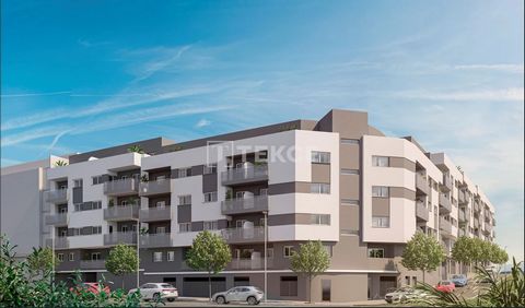 Appartementen in Malaga Torre del Mar in een nieuw gerenoveerd modern complex De appartementen met 3 slaapkamers bevinden zich in Torre del Mar, een bekende plaats aan de Costa del Sol. Het gebied staat bekend als Axarquia en is verbonden met Velez-M...