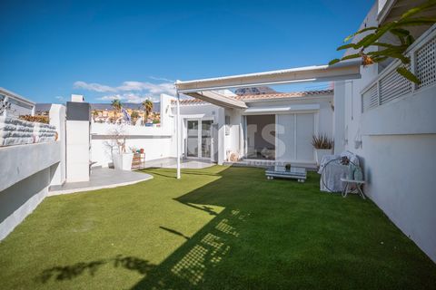 Referentie: 04273. Bungalow te koop in Tenerife - ideaal om te leven of als een investering in vakantiehuur Ontdek deze mooie bungalow te koop in Tenerife, perfect zowel voor leven als voor investeringen in vakantieverhuur, omdat het een toeristenver...