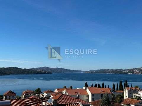 Location: Splitsko-dalmatinska županija, Okrug, Okrug Gornji. ID CODE: 541 Esquire Real Estate d.o.o. Mob: ... E-mail: ... ...