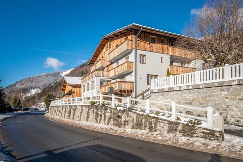 Just a short stroll from the Super Morzine cable car and the heart of Morzine village, you'll have world-class skiing, snowboarding, and après-ski right at your doorstep. With spacious living areas, sophisticated interiors, and breathtaking views, th...