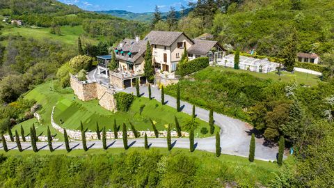 Villa d'exception avec parc - piscine - garages - 25mn ALBI