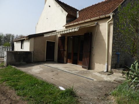House located in the town of saint leger des-vignes 58300 comprising on one level: kitchen, living room, living room, bedroom, water room, wc, attic; terrace; dependance, garden