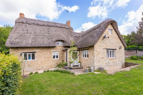 NEW THATCHED ROOF IN SEPTEMBER 2024.This delightful Grade II listed property is situated in a truly peaceful and tranquil village with little through traffic and where often the only sound that can be heard is the sound of silence. In part, dating ba...