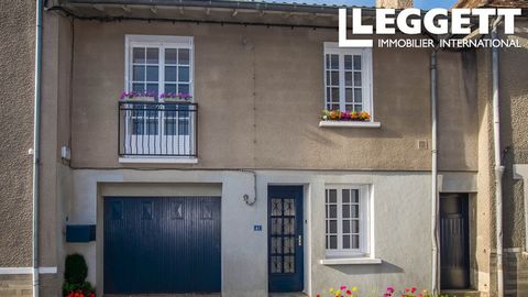A16785 - Situated in a quiet street in the heart of La Trimouille near shops and bars and a short walk to the riverside. The first floor has been completely renovated to provide a sitting room, kitchen, two bedrooms and shower room. The bedrooms both...