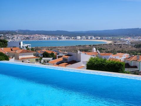 If you are looking for a villa with panoramic views of the bay of São Martinho Do Porto, you will be totally seduced by this villa. The villa consists of two levels. On the ground floor, you find an entrance hall of 10m² as well as two large bedrooms...