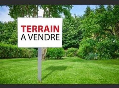 As usual, 50/50 IMMOBILIER guarantees you the lowest prices on the market and offers you a nice building plot a few steps from the center and beaches. Out of sight and all nuisances, you will find this plot of 1205 m2 at the entrance of the village s...