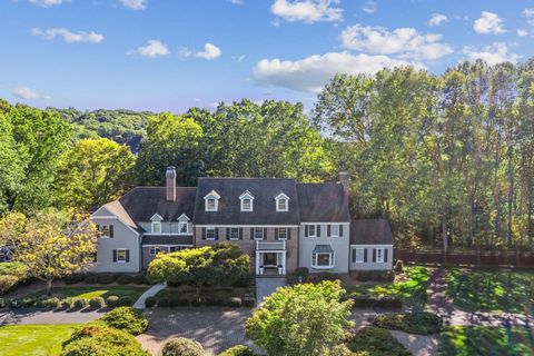 Move right into this majestic and magazine-worthy colonial in the sought after Balbrook section of Mendham Borough. With multiple indoor and outdoor areas for hosting gatherings of friends and loved ones, this home is truly resort-style living withou...