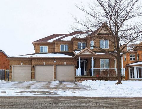Newly upgraded kitchen, stainless steel appliances, high-end Sorso countertop water filter, new ensuite shower, hardwood throughout, pie-shaped lot, cheat ensuite bathroom attached to a bedroom, side entrance to basement, deck and gazebo, oversized l...
