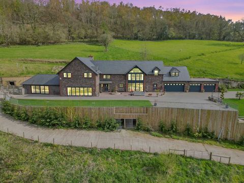 Situated in an 'Area of Outstanding Natural Beauty' (AONB) with jaw-dropping panoramic views over rolling countryside with the Celtic Manor Resort 2010 Ryder Cup Golf Course in the foreground, this extensive luxury home built in 2018 blends modern de...